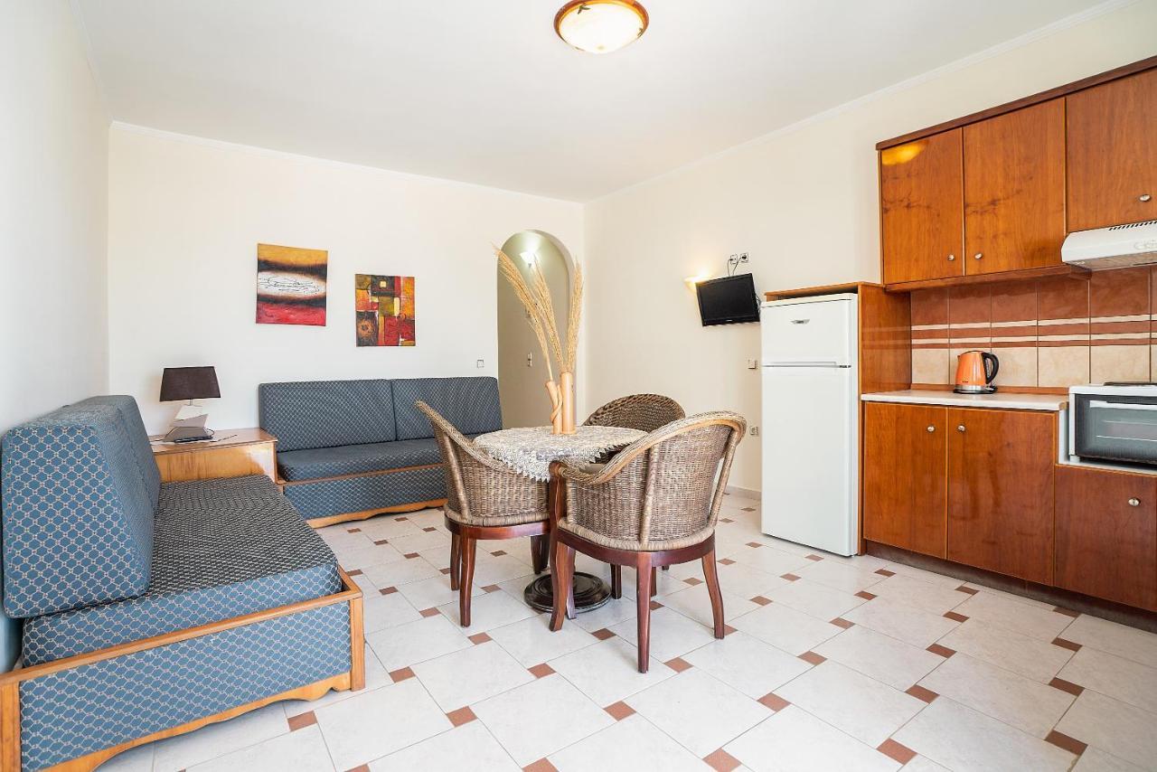 Livadia Beach Suite